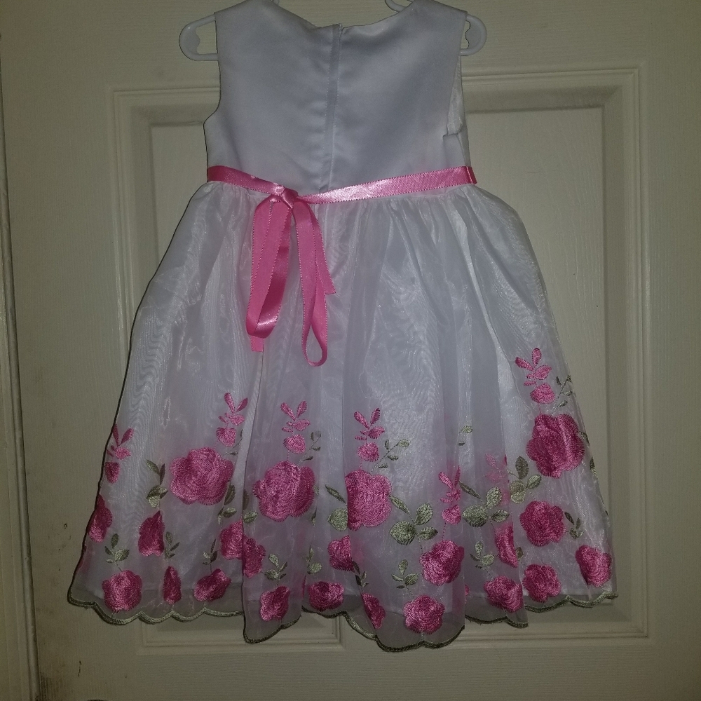 Girls Dress - Picture 2 of 2